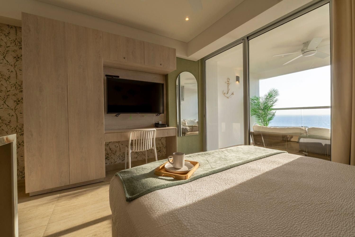 Apartment Cb1113 | Lujosa Frente Al Mar Con Increibles Atardeceres